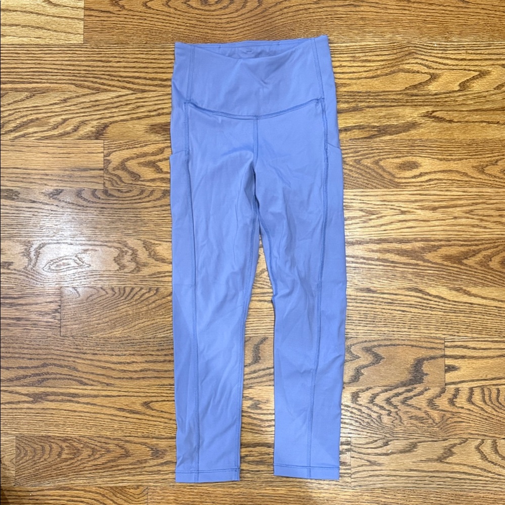 Athleta Women Ultimate Stash Pocket Capri Lavender Leggings